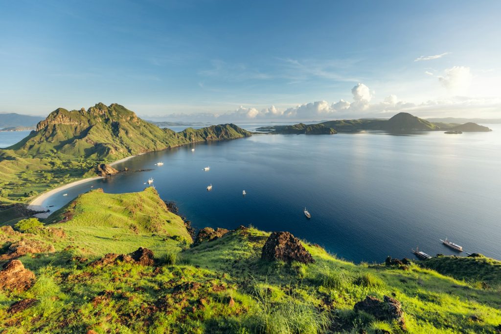 Labuan Bajo Honeymoon Packages: Honest Comparison